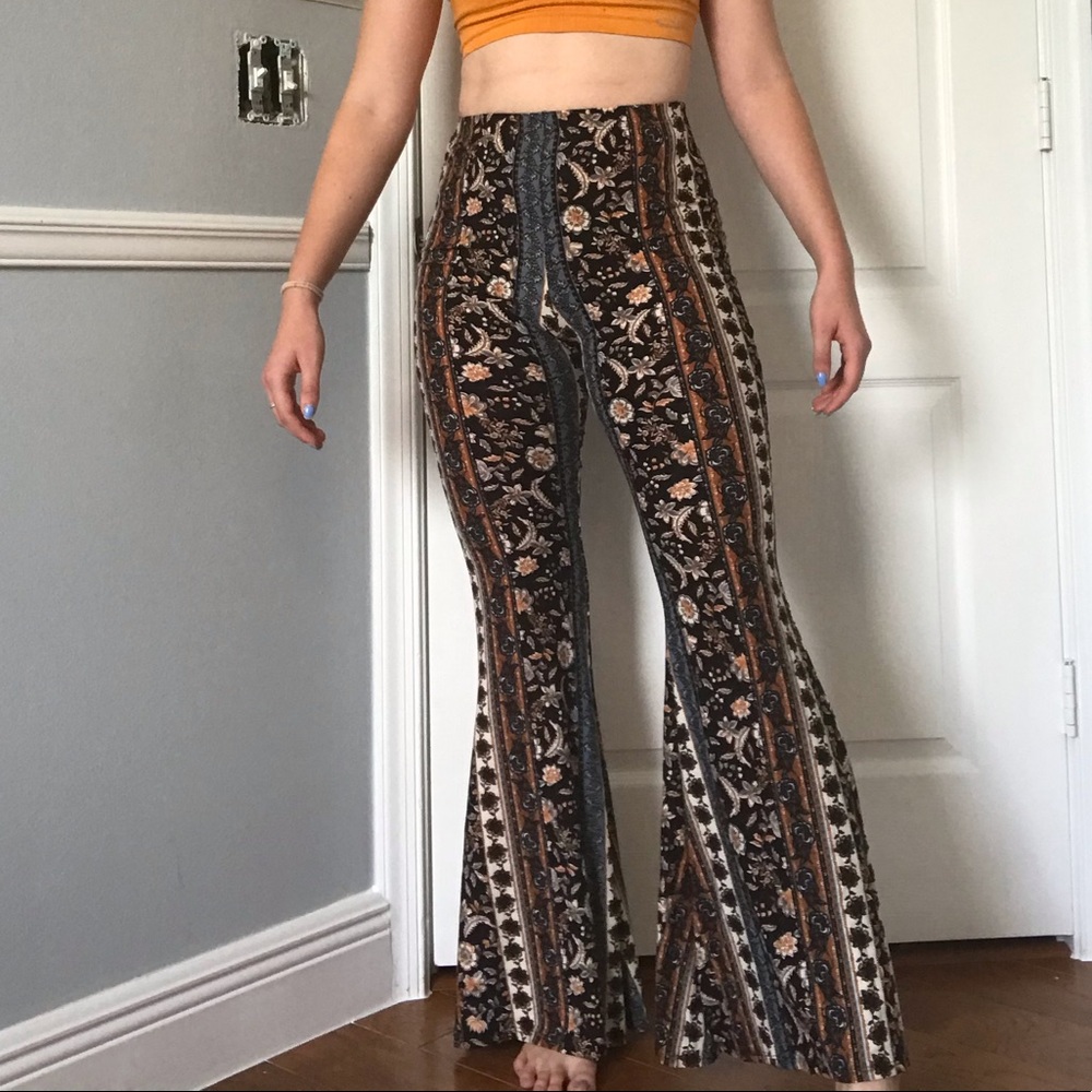 Forever 21 Floral Flared Flowy Pants